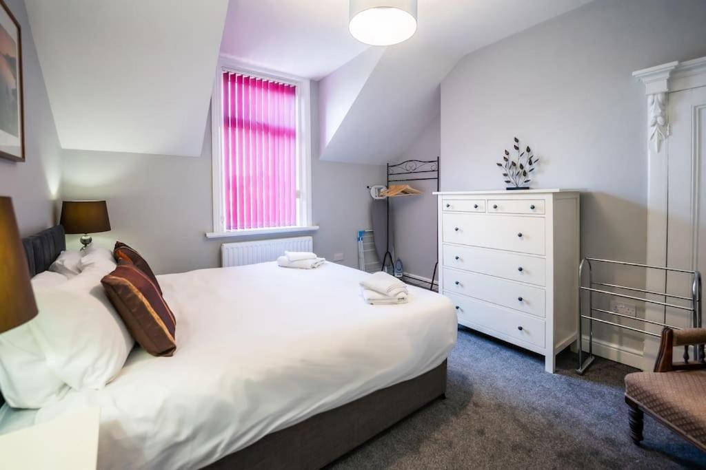 Cosy And Convenient Sunderland Apartment Eksteriør bilde