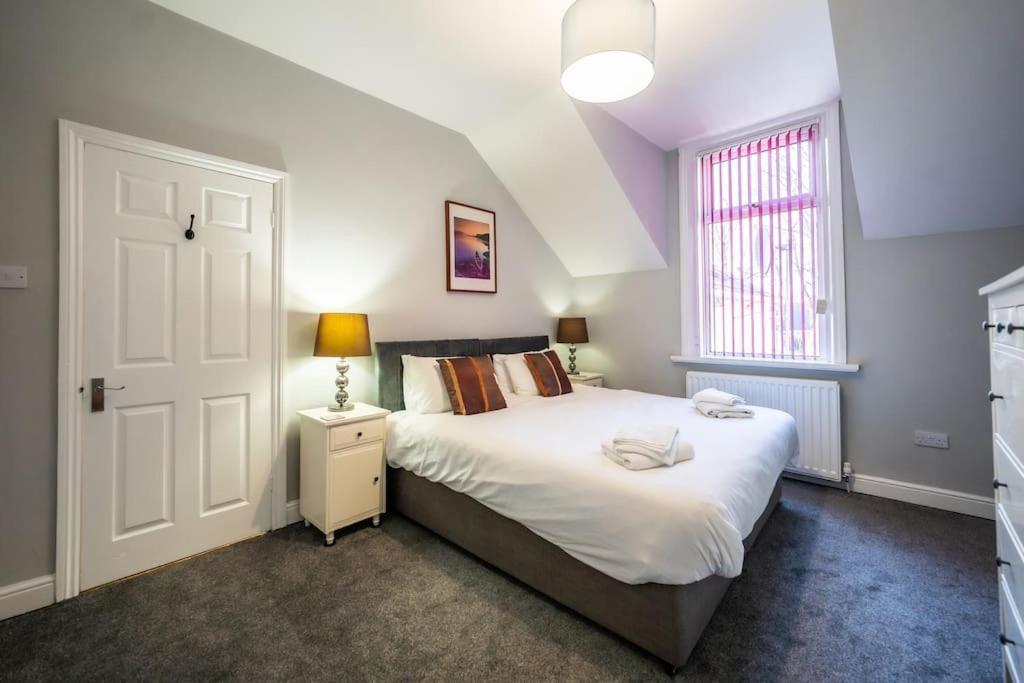 Cosy And Convenient Sunderland Apartment Eksteriør bilde